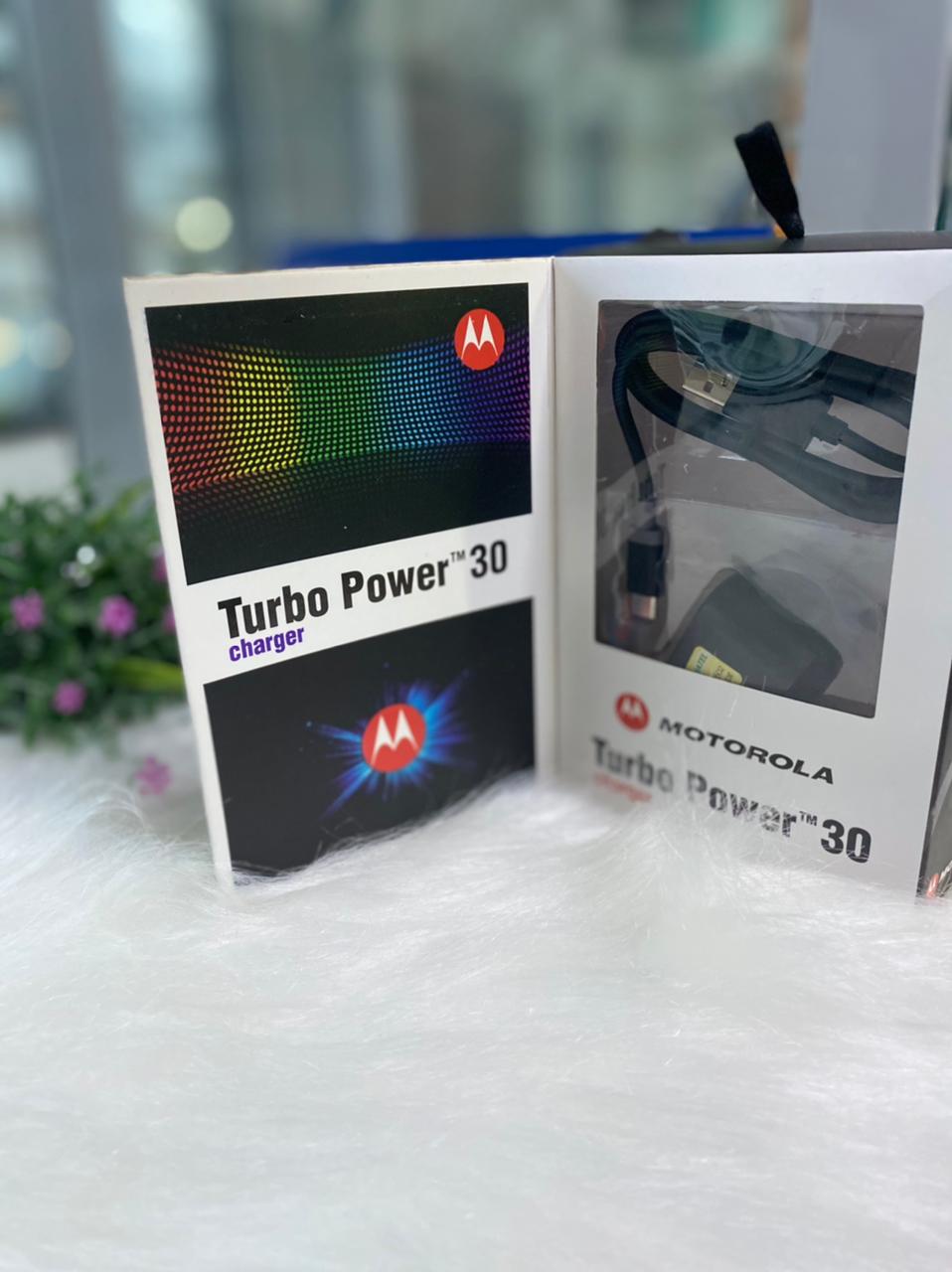 CARREGADOR TURBO POWER MOTOROLA TYPO-C ORIGINAL - DaCidadeShop