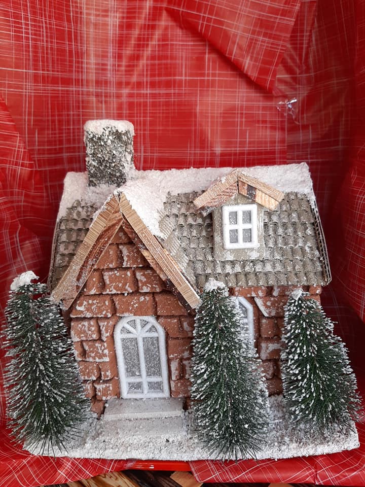 CASINHA DECORATIVA cz 21cm - DaCidadeShop