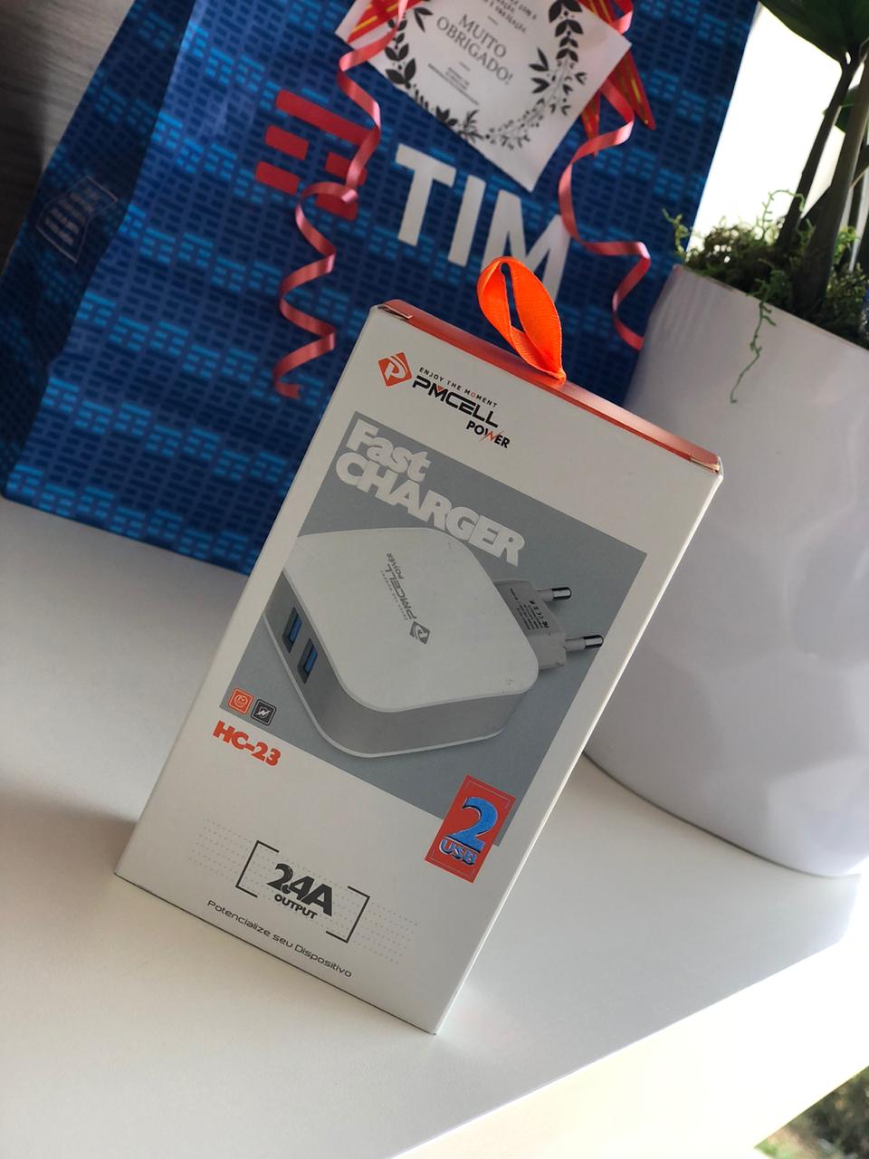 ADAPTADOR TOMADA DE CELULAR PMCELL 2.4A 02 ENTRADAS USB - DaCidadeShop