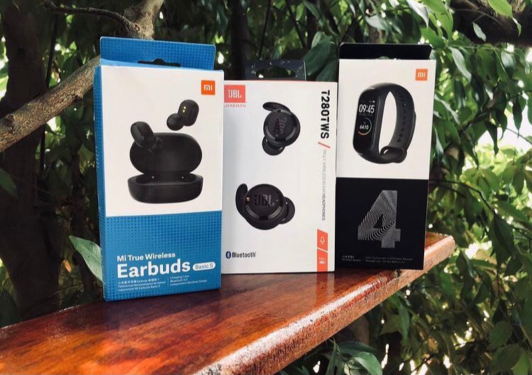 Fones sem fio bluetooth + Mi band 4 - DaCidadeShop